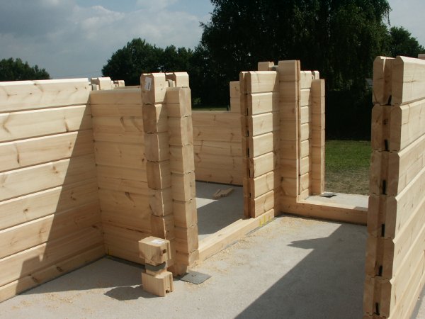 viel Holz