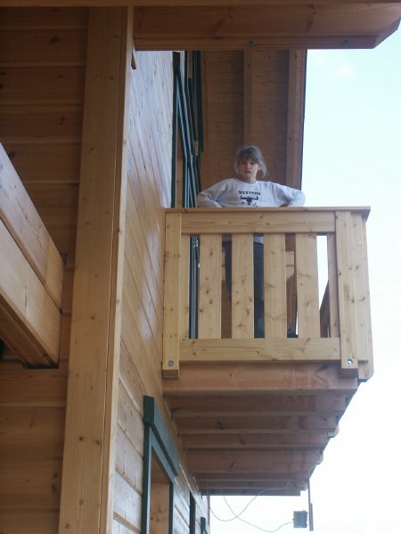 Balkon mit Kind